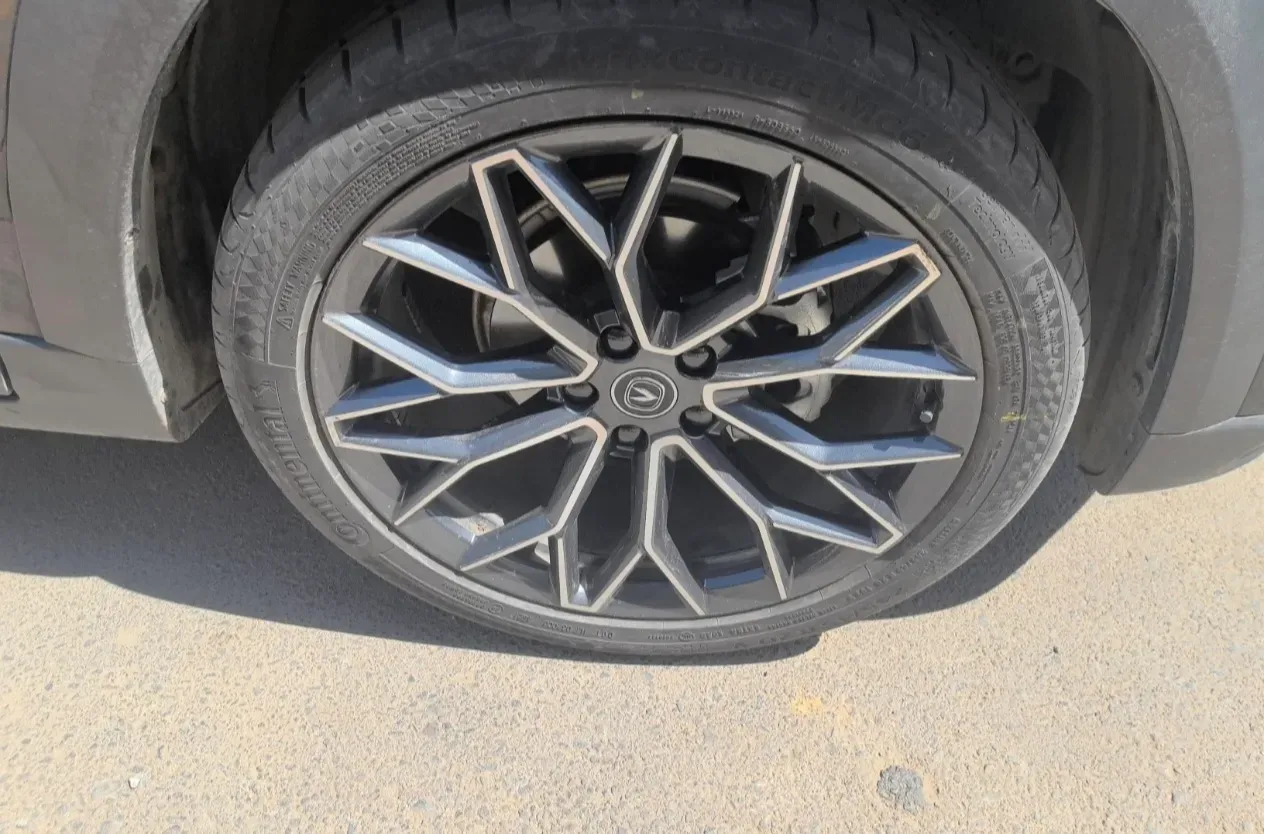 2022 ChangAn UNI-T 1.5T 188HP L4 7DCT,autocango,china used car exporter,china ev exporter,chinese used car exporter,chinese used ev exporter