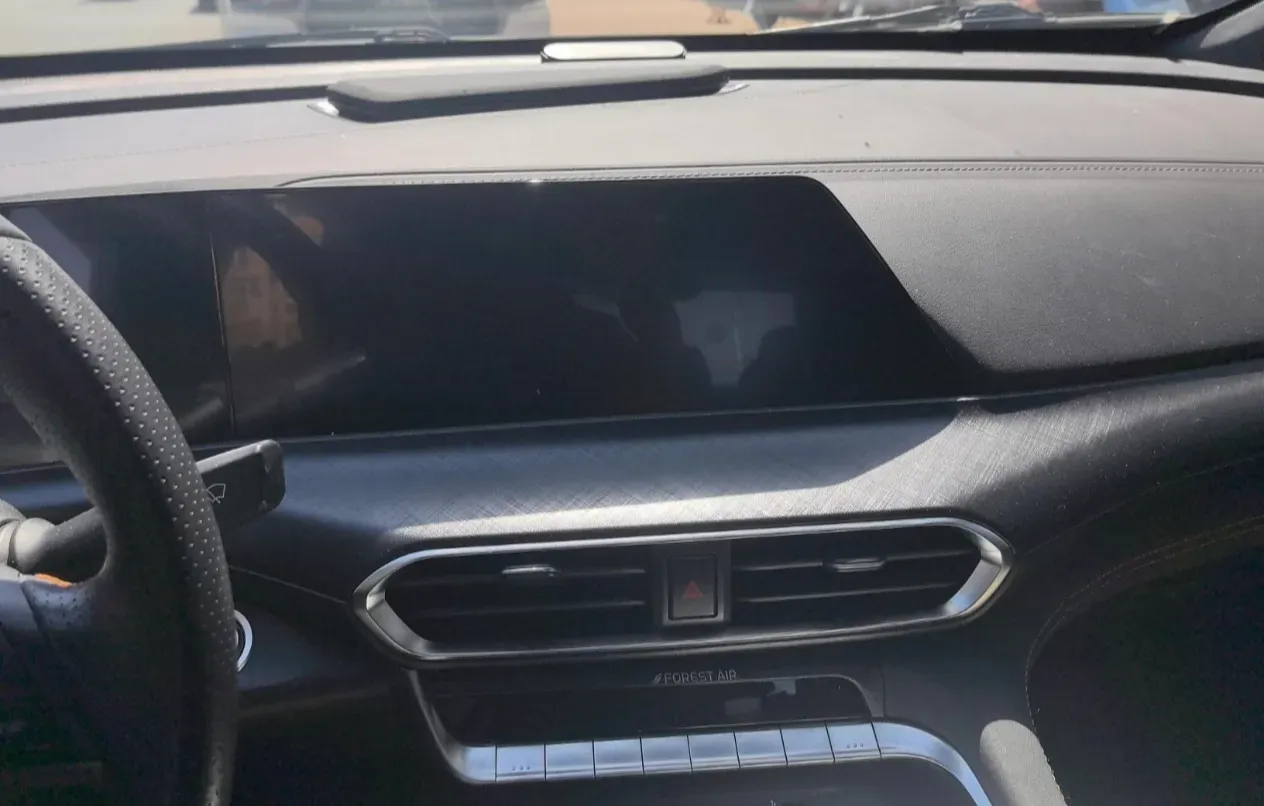 2022 ChangAn UNI-T 1.5T 188HP L4 7DCT,autocango,china used car exporter,china ev exporter,chinese used car exporter,chinese used ev exporter