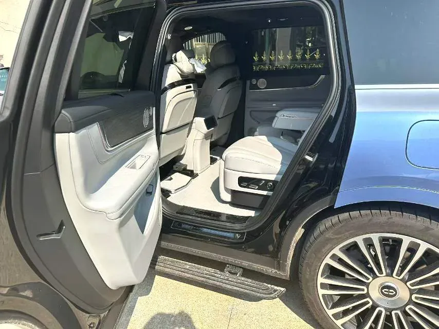 2025 AITO AITO M9 BEV 100KWH,autocango,china used car exporter,china ev exporter,chinese used car exporter,chinese used ev exporter