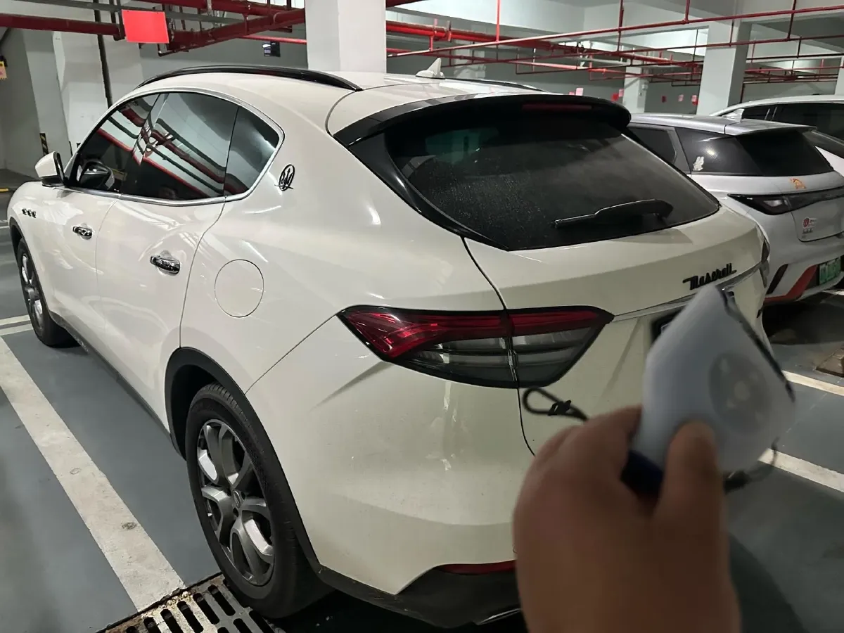 2021 Maserati Levante 3.0T 350HP V6 8AT,autocango,china used car exporter,china ev exporter,chinese used car exporter,chinese used ev exporter