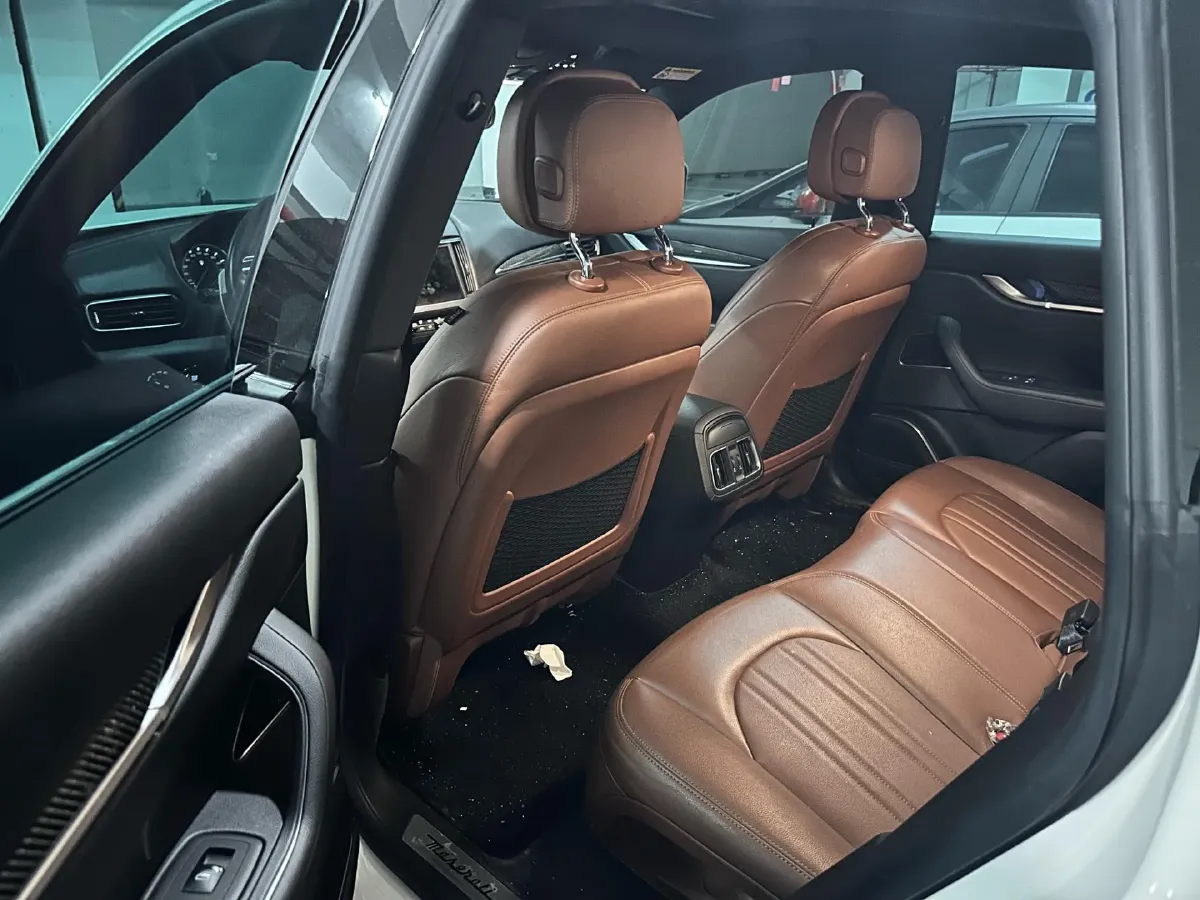 2021 Maserati Levante 3.0T 350HP V6 8AT,autocango,china used car exporter,china ev exporter,chinese used car exporter,chinese used ev exporter