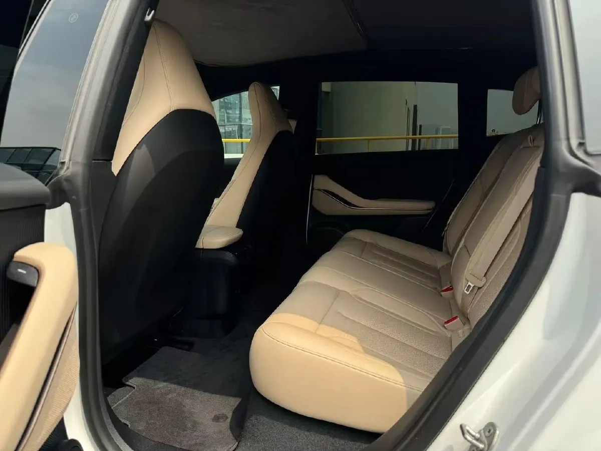 2024 NIO ET5T BEV 75KWH,autocango,china used car exporter,china ev exporter,chinese used car exporter,chinese used ev exporter