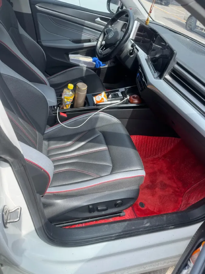 2022 Skoda Superb 2.0T 186HP L4 7DCT,autocango,china used car exporter,china ev exporter,chinese used car exporter,chinese used ev exporter