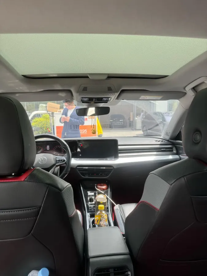 2022 Skoda Superb 2.0T 186HP L4 7DCT,autocango,china used car exporter,china ev exporter,chinese used car exporter,chinese used ev exporter