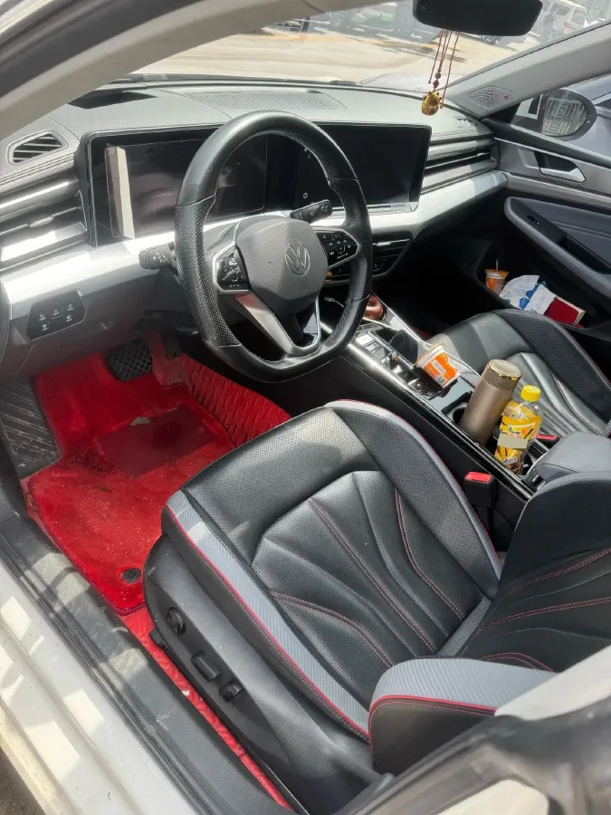 2022 Skoda Superb 2.0T 186HP L4 7DCT,autocango,china used car exporter,china ev exporter,chinese used car exporter,chinese used ev exporter