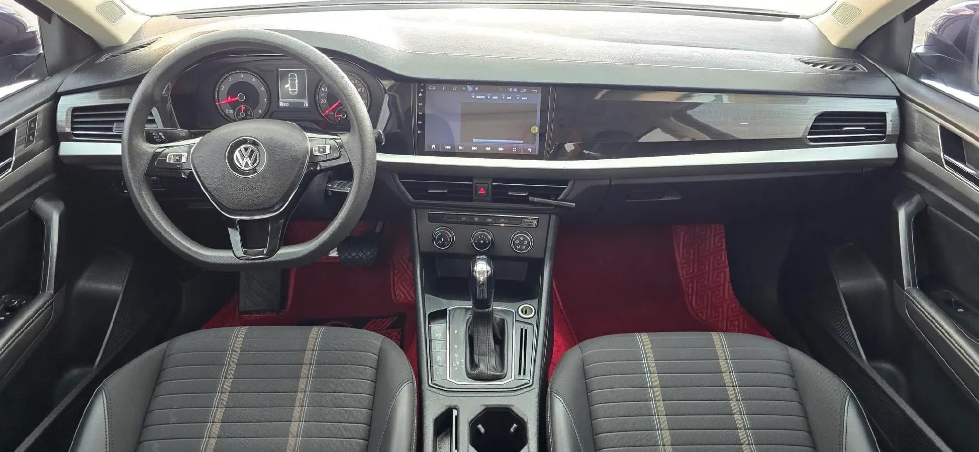 2018 Skoda Karoq 1.4T 150HP L4 7DCT,autocango,china used car exporter,china ev exporter,chinese used car exporter,chinese used ev exporter