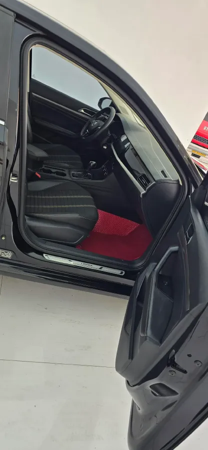 2018 Skoda Karoq 1.4T 150HP L4 7DCT,autocango,china used car exporter,china ev exporter,chinese used car exporter,chinese used ev exporter