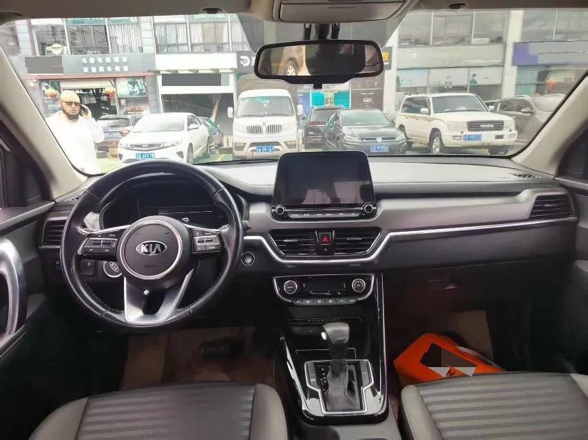 2018 Kia Sportage R 2.0L 160HP L4 6AT,autocango,china used car exporter,china ev exporter,chinese used car exporter,chinese used ev exporter