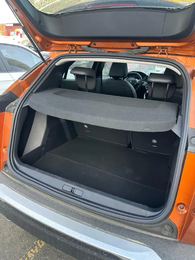 2022 Peugeot 2008 1.2T 136HP L3 6DCT,autocango,china used car exporter,china ev exporter,chinese used car exporter,chinese used ev exporter