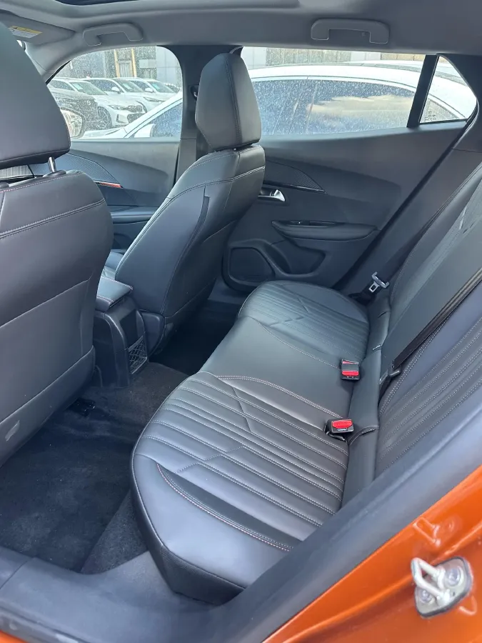 2022 Peugeot 2008 1.2T 136HP L3 6DCT,autocango,china used car exporter,china ev exporter,chinese used car exporter,chinese used ev exporter