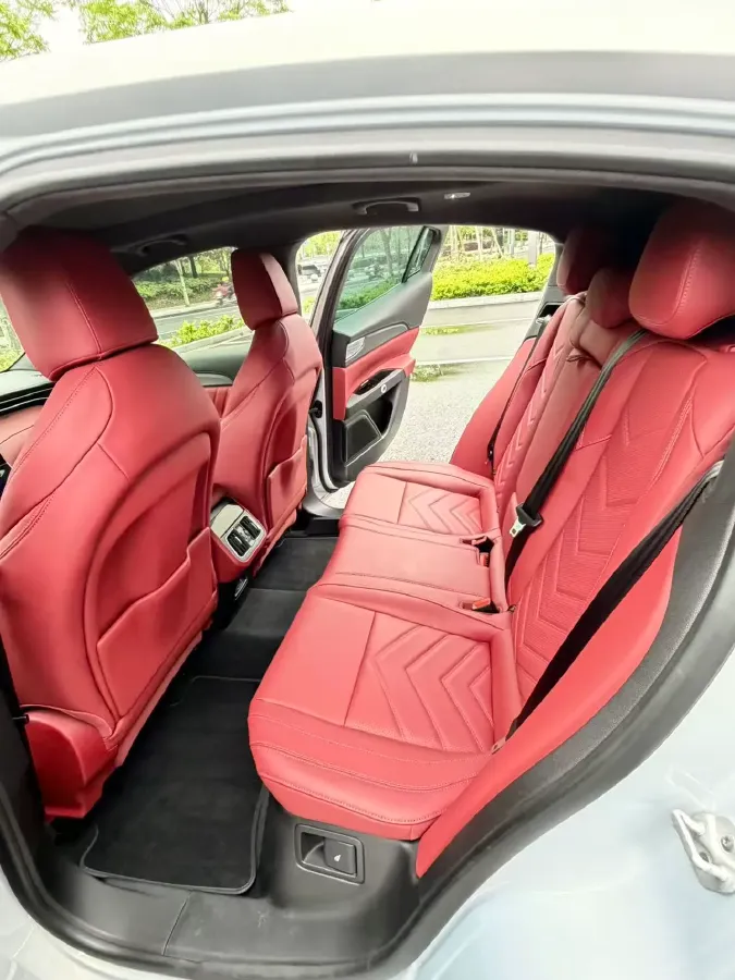 2022 Maserati Levante 3.0T 350HP V6 8AT,autocango,china used car exporter,china ev exporter,chinese used car exporter,chinese used ev exporter