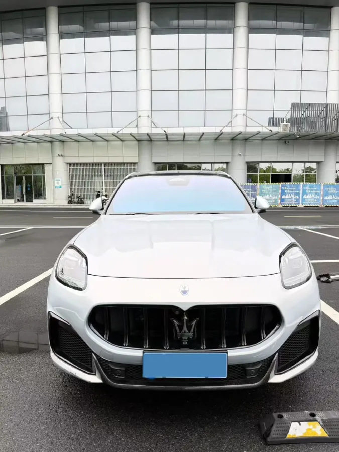 2022 Maserati Levante 3.0T 350HP V6 8AT,autocango,china used car exporter,china ev exporter,chinese used car exporter,chinese used ev exporter