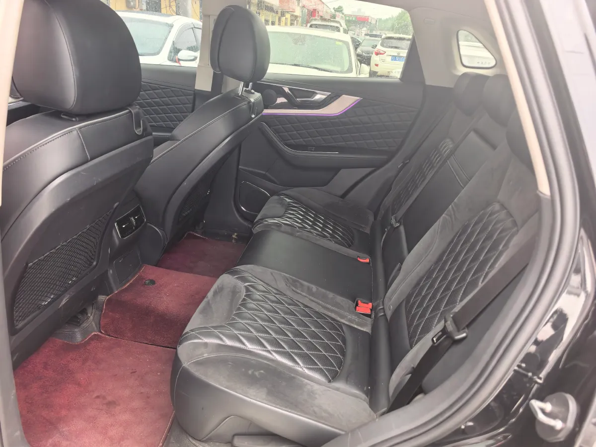 2019 HongQi HS5 2.0T 224HP L4 6AT,autocango,china used car exporter,china ev exporter,chinese used car exporter,chinese used ev exporter