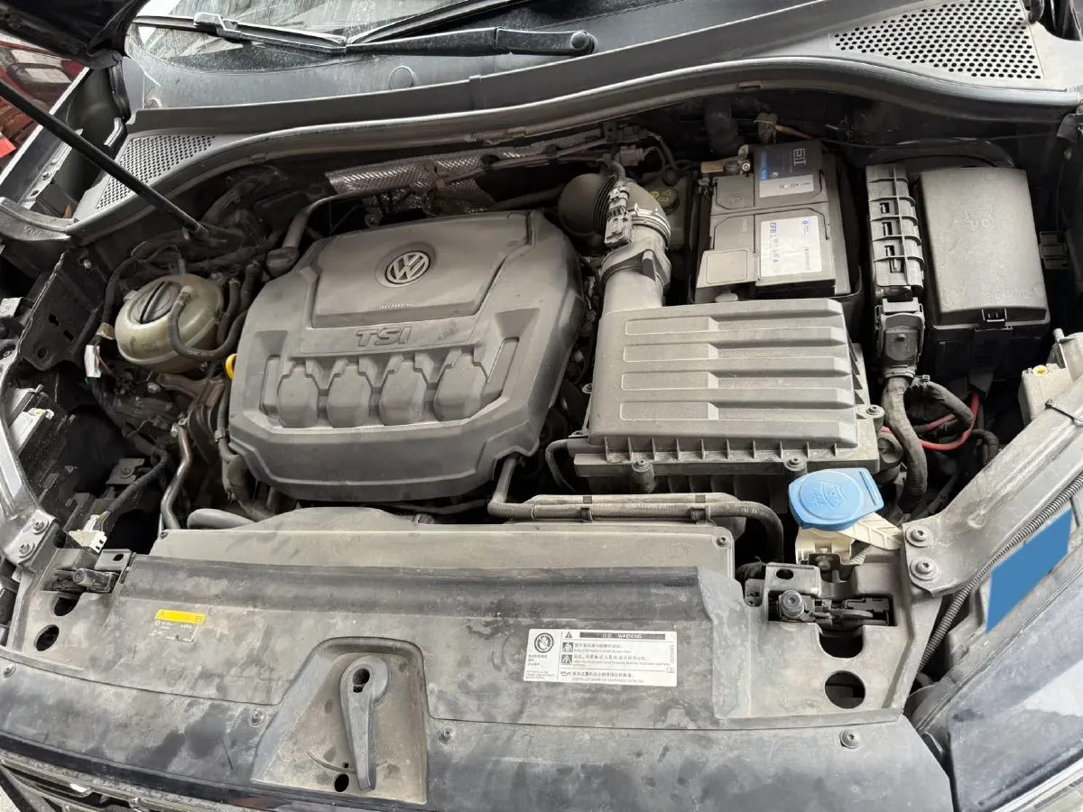 2019 Jeep Cherokee 2.0T 234HP L4 9AT,autocango,china used car exporter,china ev exporter,chinese used car exporter,chinese used ev exporter