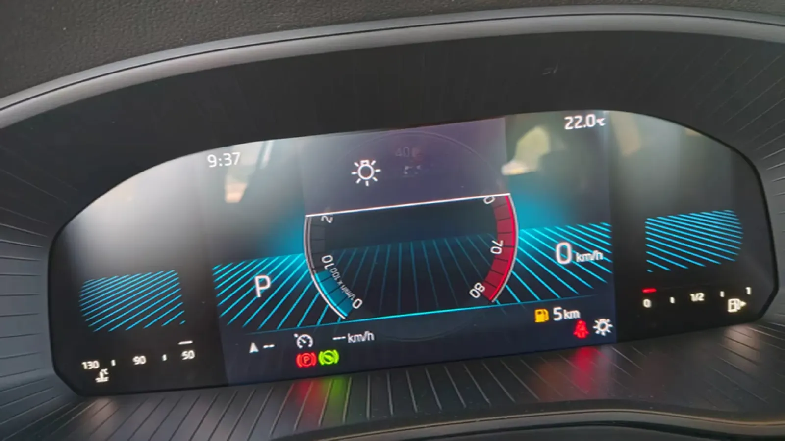 2025 Skoda Kodiak 2.0T 186HP L4 7DCT,autocango,china used car exporter,china ev exporter,chinese used car exporter,chinese used ev exporter