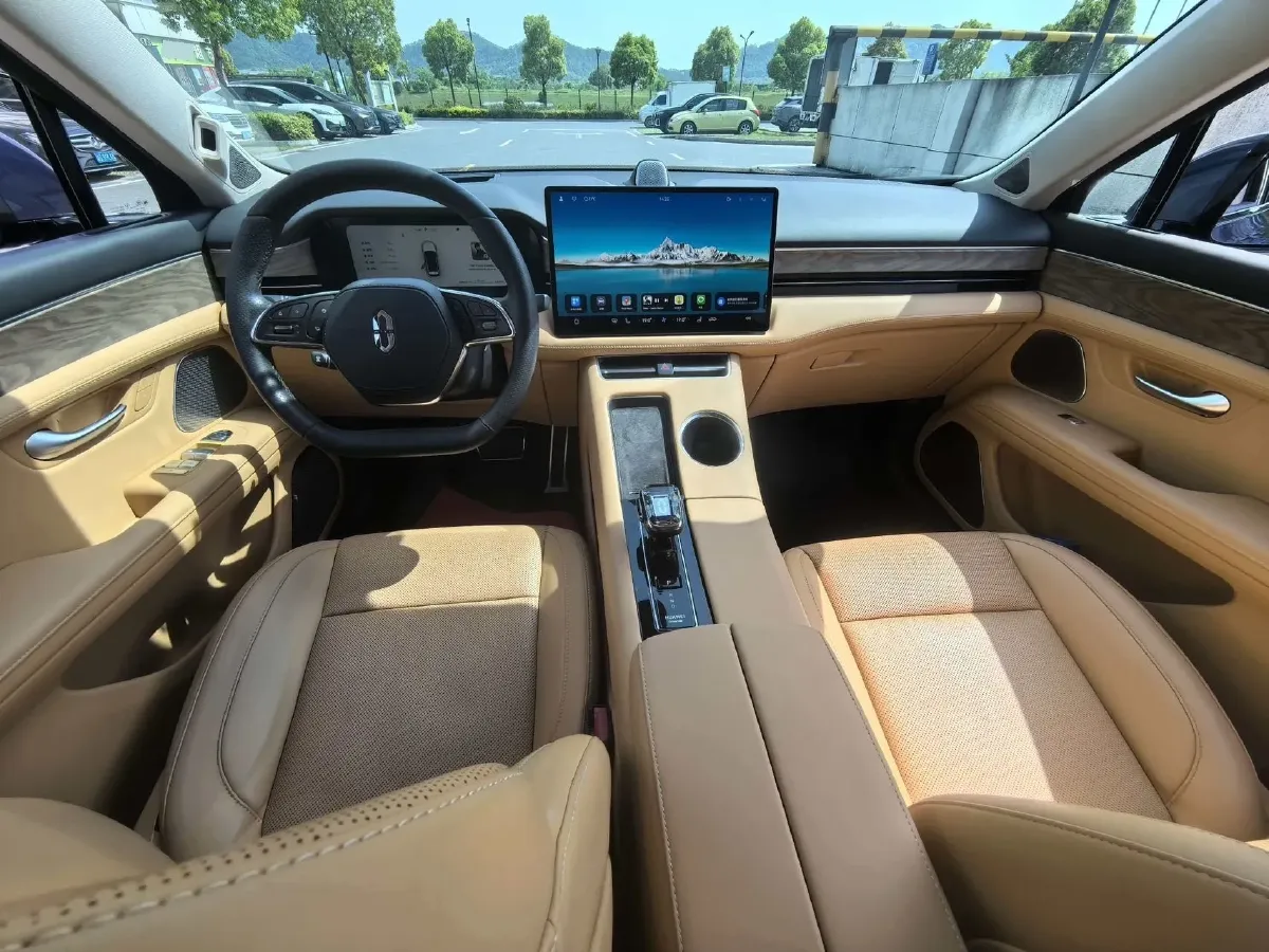 2022 Infiniti Q50L 2.0T 211HP L4 7AT,autocango,china used car exporter,china ev exporter,chinese used car exporter,chinese used ev exporter