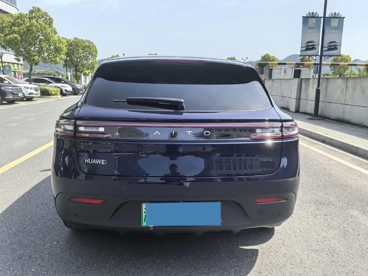 2022 Infiniti Q50L 2.0T 211HP L4 7AT,autocango,china used car exporter,china ev exporter,chinese used car exporter,chinese used ev exporter