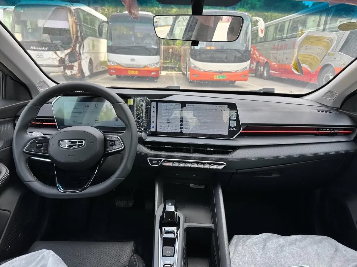 2024 Geely Binray 1.5T 181HP L4 7DCT,autocango,china used car exporter,china ev exporter,chinese used car exporter,chinese used ev exporter