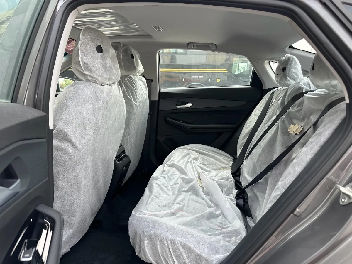 2024 Geely Binray 1.5T 181HP L4 7DCT,autocango,china used car exporter,china ev exporter,chinese used car exporter,chinese used ev exporter