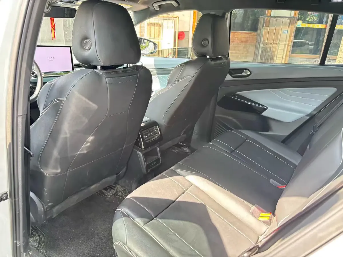 2025 Volkswagen ID.4 X BEV 52.8KWH,autocango,china used car exporter,china ev exporter,chinese used car exporter,chinese used ev exporter