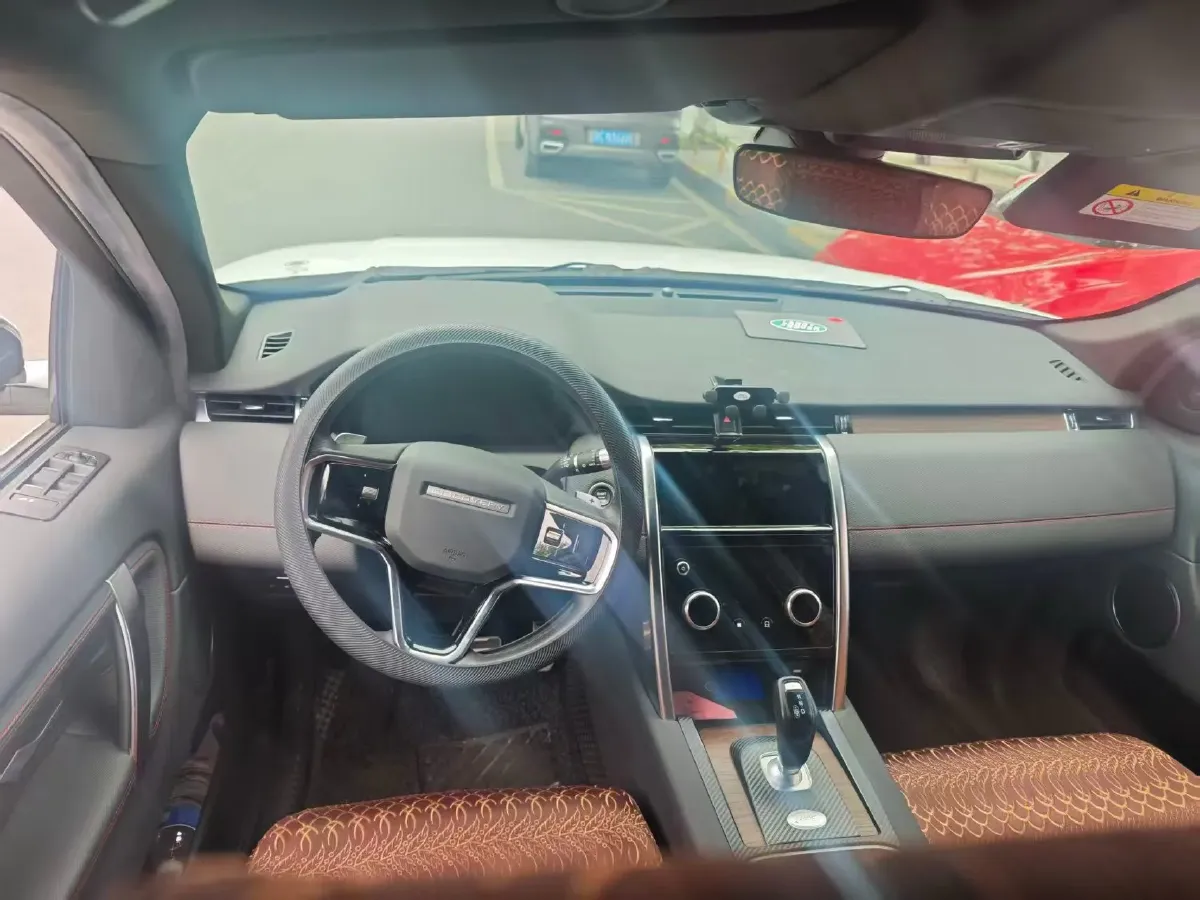 2022 Land Rover Discovery Sport 1.5T 200HP L3 8AT PHEV,autocango,china used car exporter,china ev exporter,chinese used car exporter,chinese used ev exporter