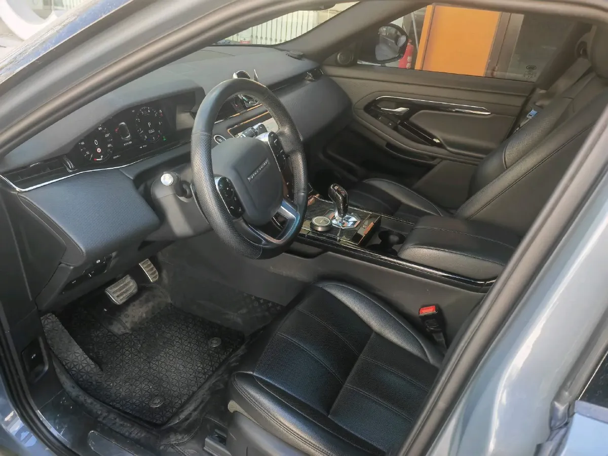 2020 Land Rover Range Rover Evoque 2.0T 249HP L4 9AT,autocango,china used car exporter,china ev exporter,chinese used car exporter,chinese used ev exporter