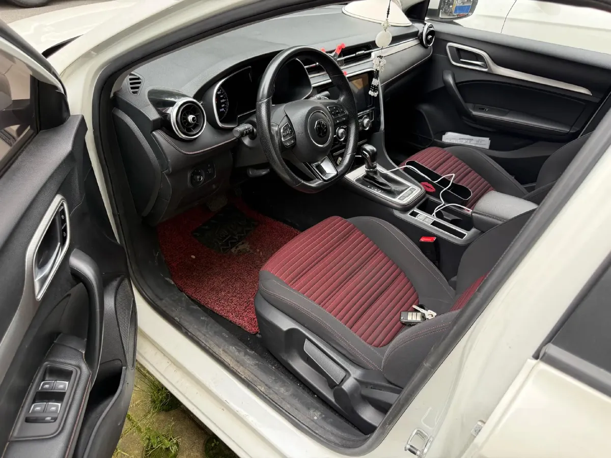 2019 MAXUS D60 1.5T 169HP L4 7DCT,autocango,china used car exporter,china ev exporter,chinese used car exporter,chinese used ev exporter