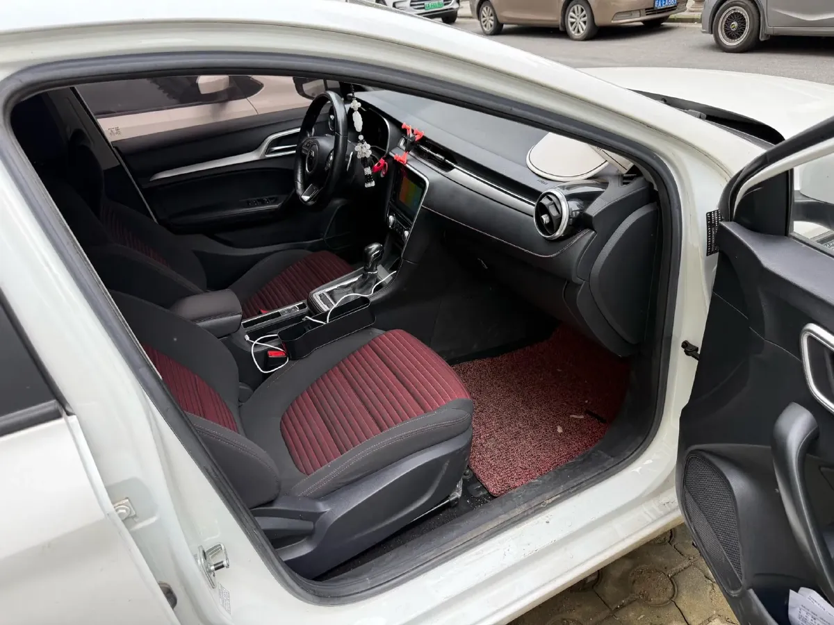 2019 MAXUS D60 1.5T 169HP L4 7DCT,autocango,china used car exporter,china ev exporter,chinese used car exporter,chinese used ev exporter