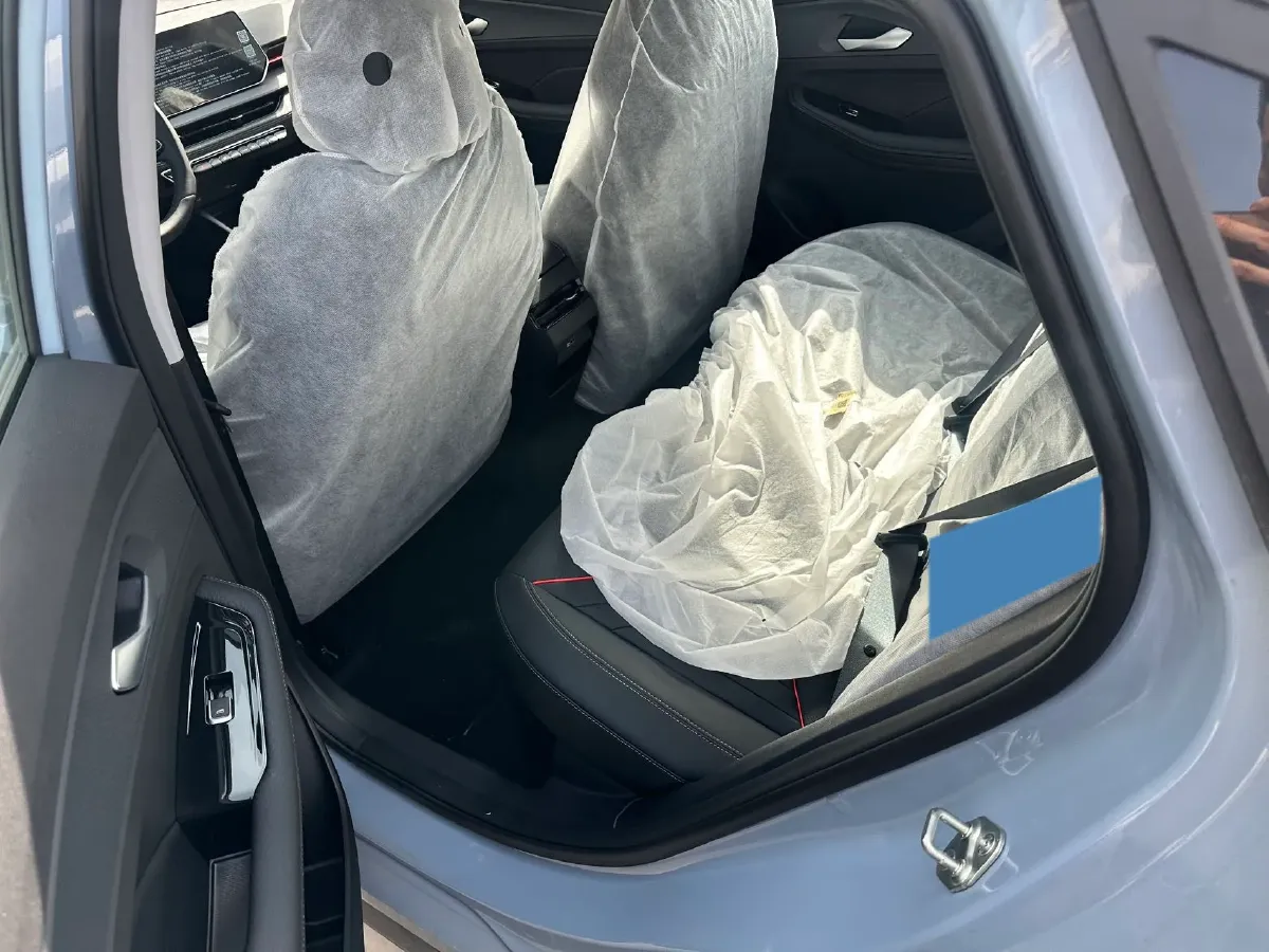 2024 Geely Binray 1.5T 181HP L4 7DCT,autocango,china used car exporter,china ev exporter,chinese used car exporter,chinese used ev exporter