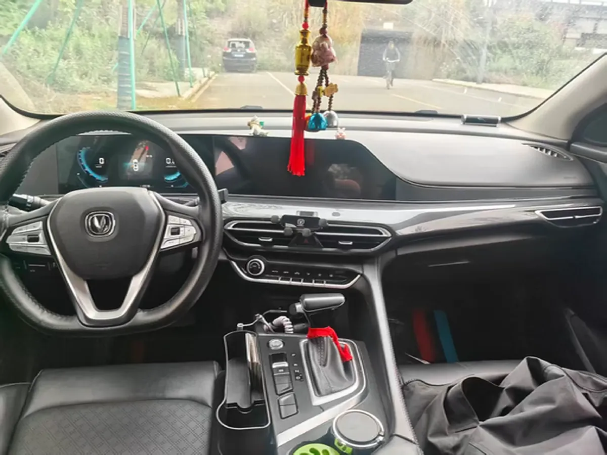 2020 ChangAn Eado 1.6L 128HP L4 6AT,autocango,china used car exporter,china ev exporter,chinese used car exporter,chinese used ev exporter