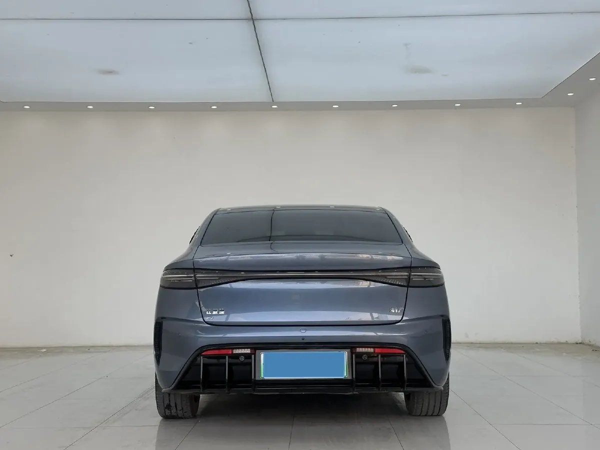 2022 AITO AITO M5 Range Extended 125HP REEV 40KWH,autocango,china used car exporter,china ev exporter,chinese used car exporter,chinese used ev exporter