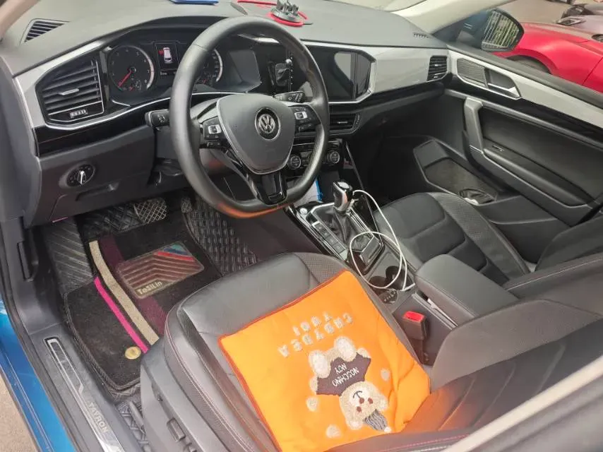 2019 Jeep Cherokee 2.0T 234HP L4 9AT,autocango,china used car exporter,china ev exporter,chinese used car exporter,chinese used ev exporter