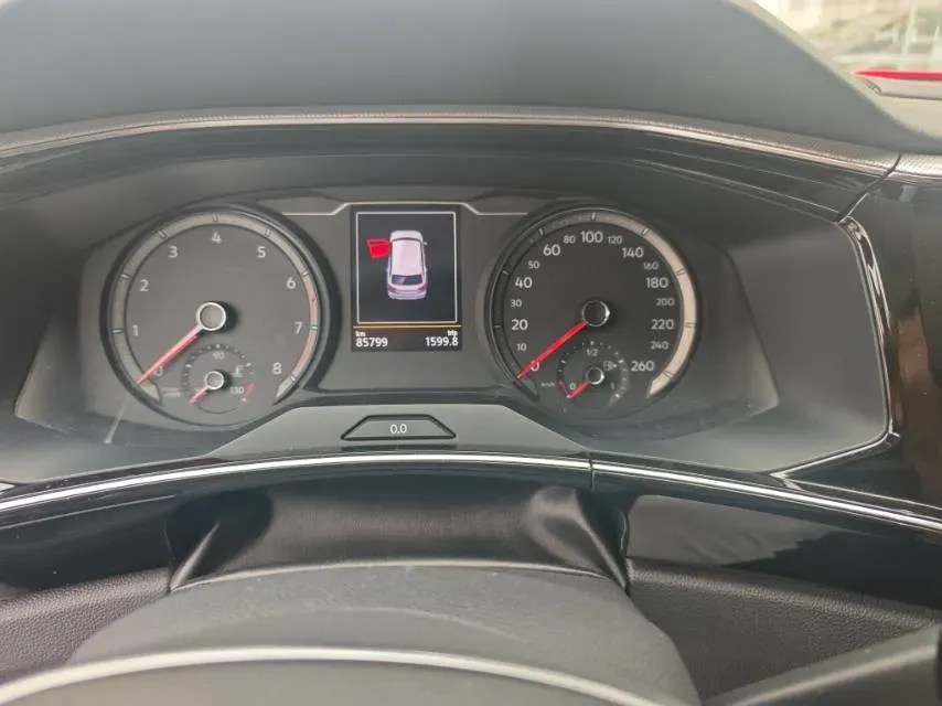 2019 Jeep Cherokee 2.0T 234HP L4 9AT,autocango,china used car exporter,china ev exporter,chinese used car exporter,chinese used ev exporter