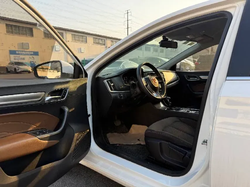 2020 Roewe i6 1.5T 169HP L4 7DCT,autocango,china used car exporter,china ev exporter,chinese used car exporter,chinese used ev exporter