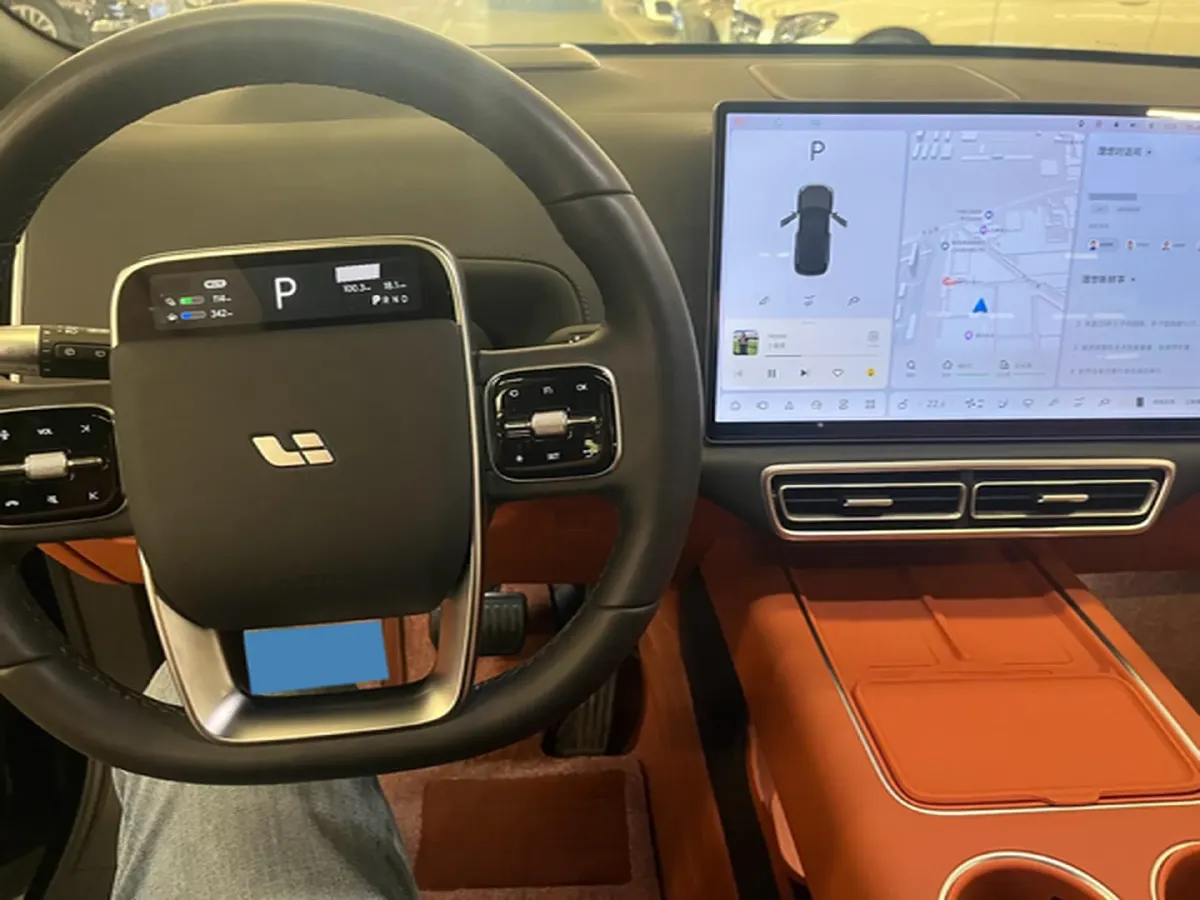 2025 Li L7 Range Extended 154HP REEV,autocango,china used car exporter,china ev exporter,chinese used car exporter,chinese used ev exporter