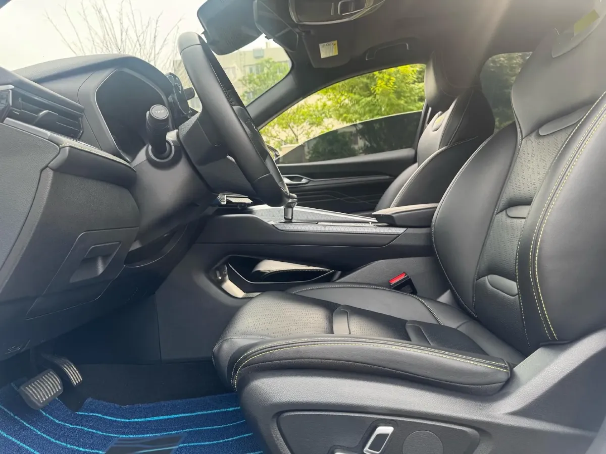 2023 Geely Preface 1.5T 181HP L4 7DCT,autocango,china used car exporter,china ev exporter,chinese used car exporter,chinese used ev exporter