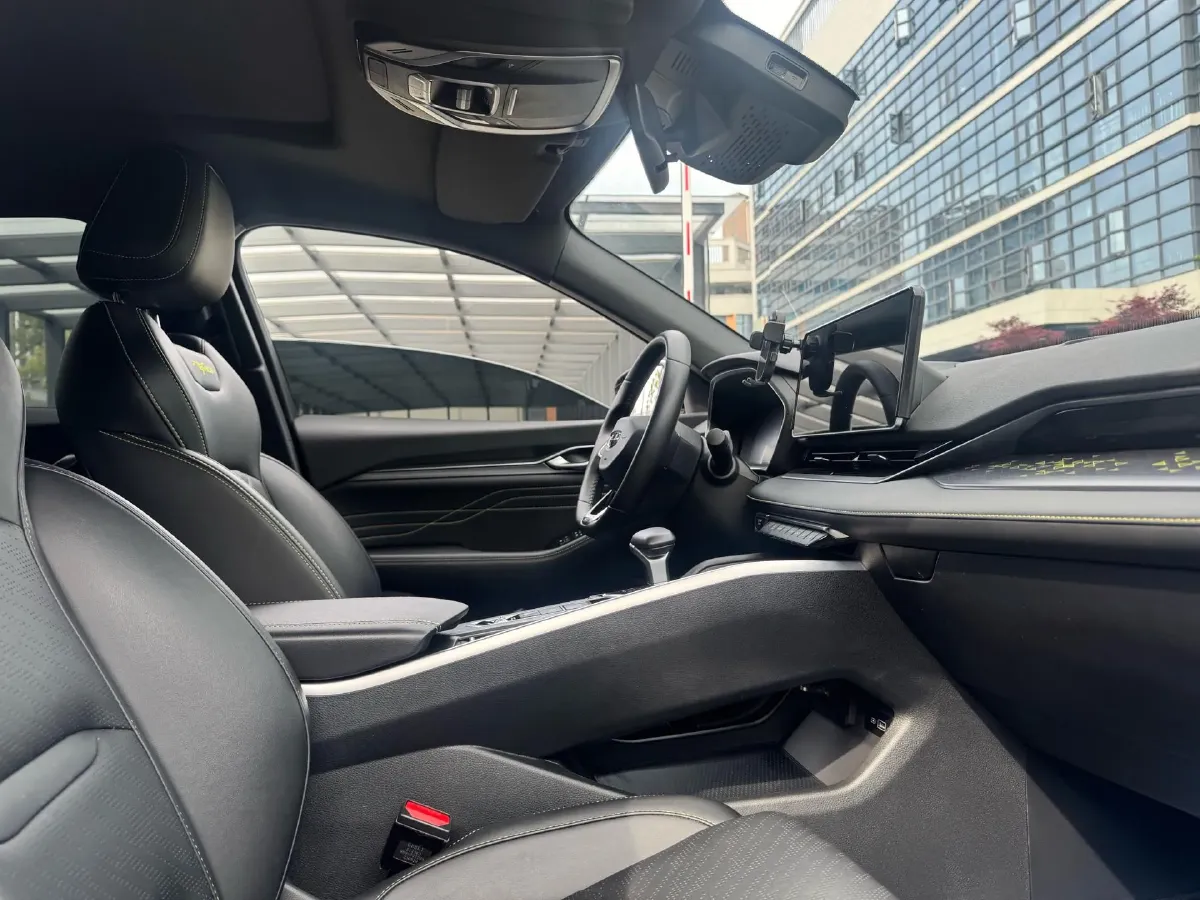 2023 Geely Preface 1.5T 181HP L4 7DCT,autocango,china used car exporter,china ev exporter,chinese used car exporter,chinese used ev exporter