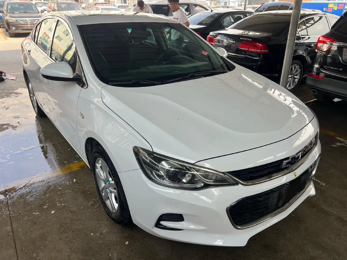 2016 Chevrolet Cavalier 1.5L 113HP L4 5MT,autocango,china used car exporter,china ev exporter,chinese used car exporter,chinese used ev exporter