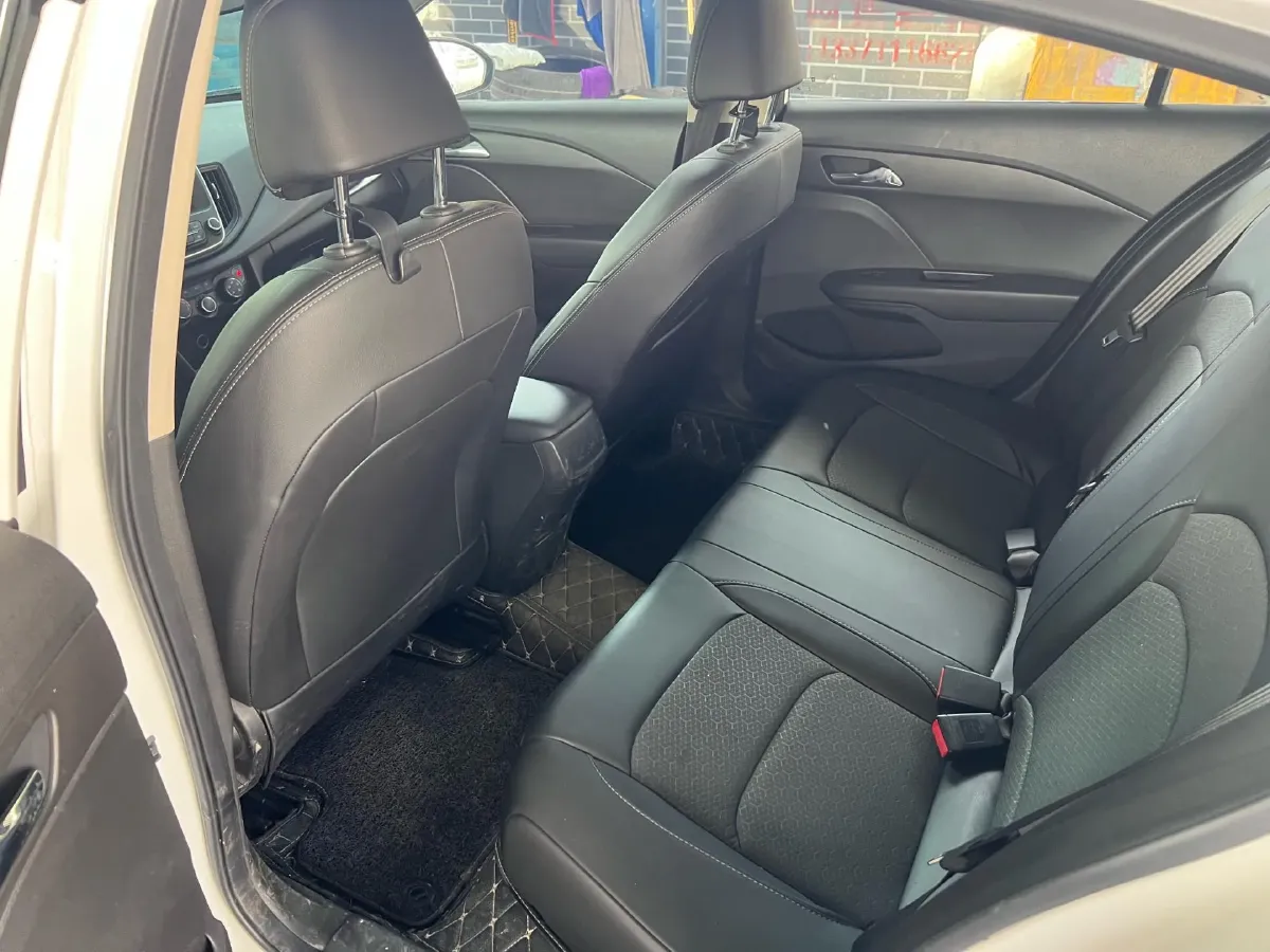 2016 Chevrolet Cavalier 1.5L 113HP L4 5MT,autocango,china used car exporter,china ev exporter,chinese used car exporter,chinese used ev exporter