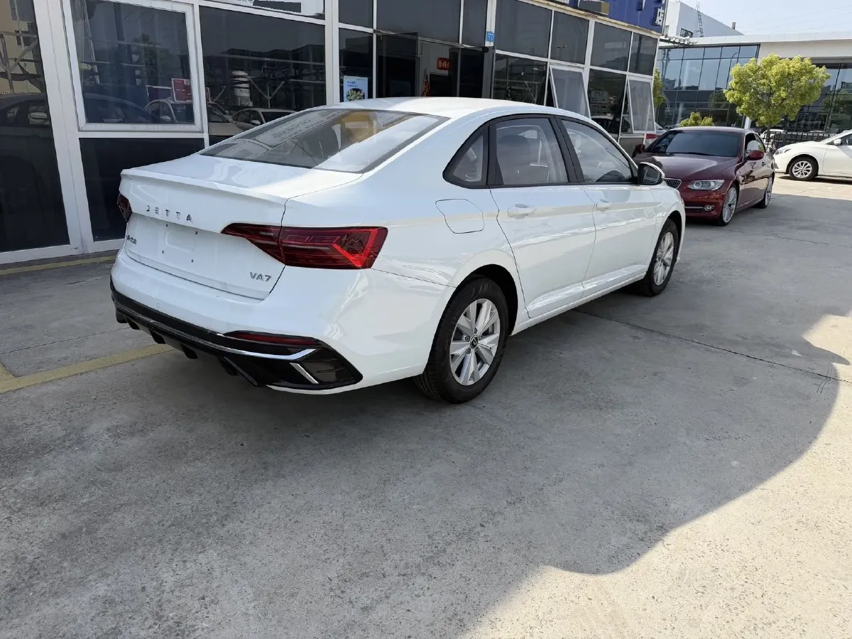 2025 Jetta JettaVA7 1.4T 150HP L4 7DCT,autocango,china used car exporter,china ev exporter,chinese used car exporter,chinese used ev exporter