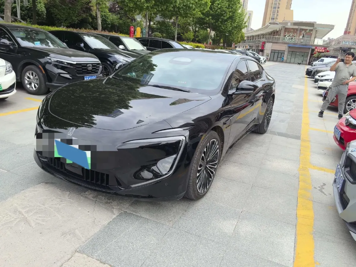 2025 Avatr 12 BEV,autocango,china used car exporter,china ev exporter,chinese used car exporter,chinese used ev exporter