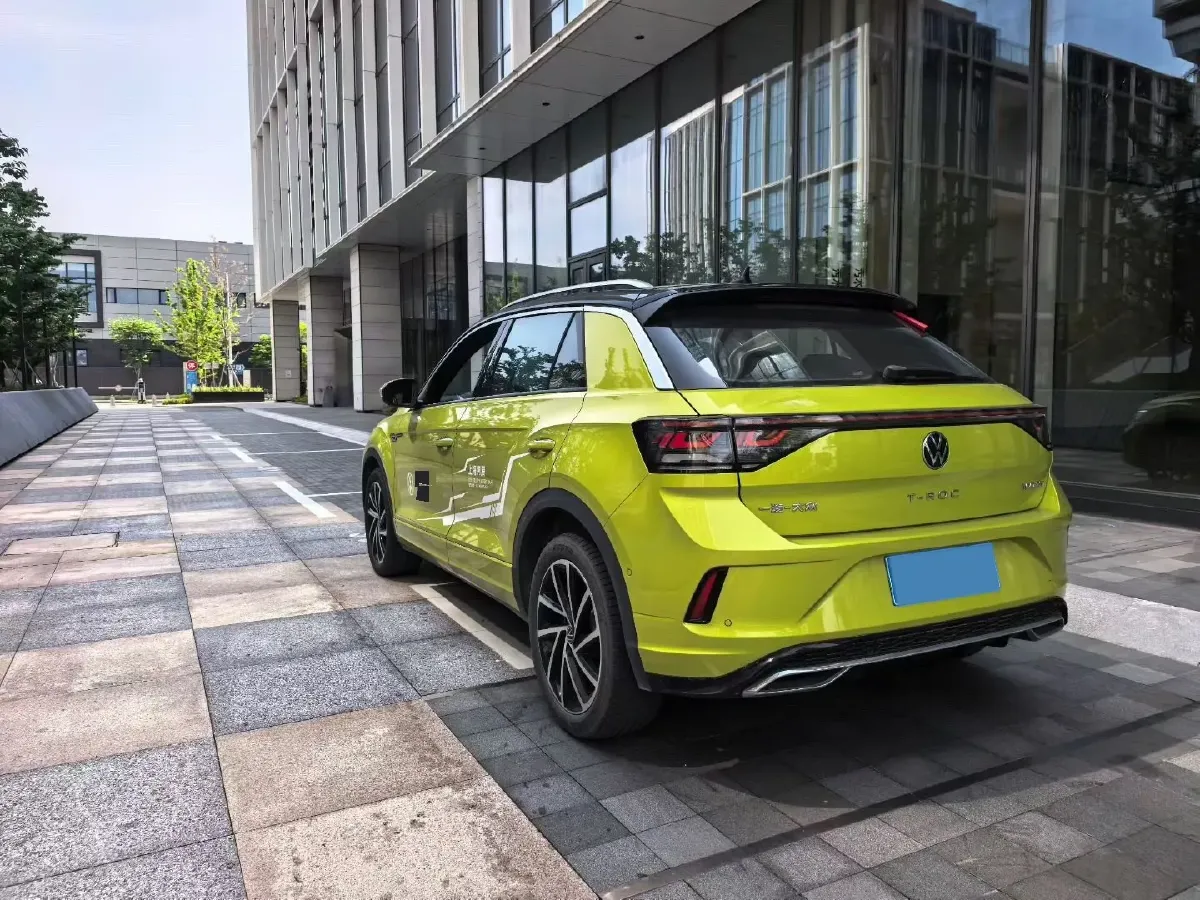 2023 Volkswagen T-Roc 1.5T 160HP L4 7DCT,autocango,china used car exporter,china ev exporter,chinese used car exporter,chinese used ev exporter