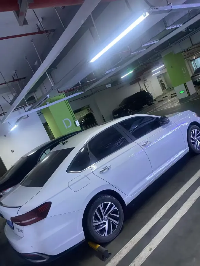 2023 Volkswagen Lavida 1.4T 150HP L4 7DCT,autocango,china used car exporter,china ev exporter,chinese used car exporter,chinese used ev exporter