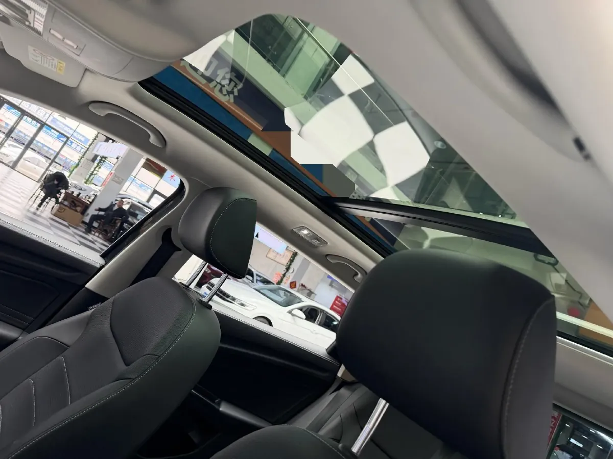 2021 Jetta VS7 1.4T 150HP L4 6AT,autocango,china used car exporter,china ev exporter,chinese used car exporter,chinese used ev exporter