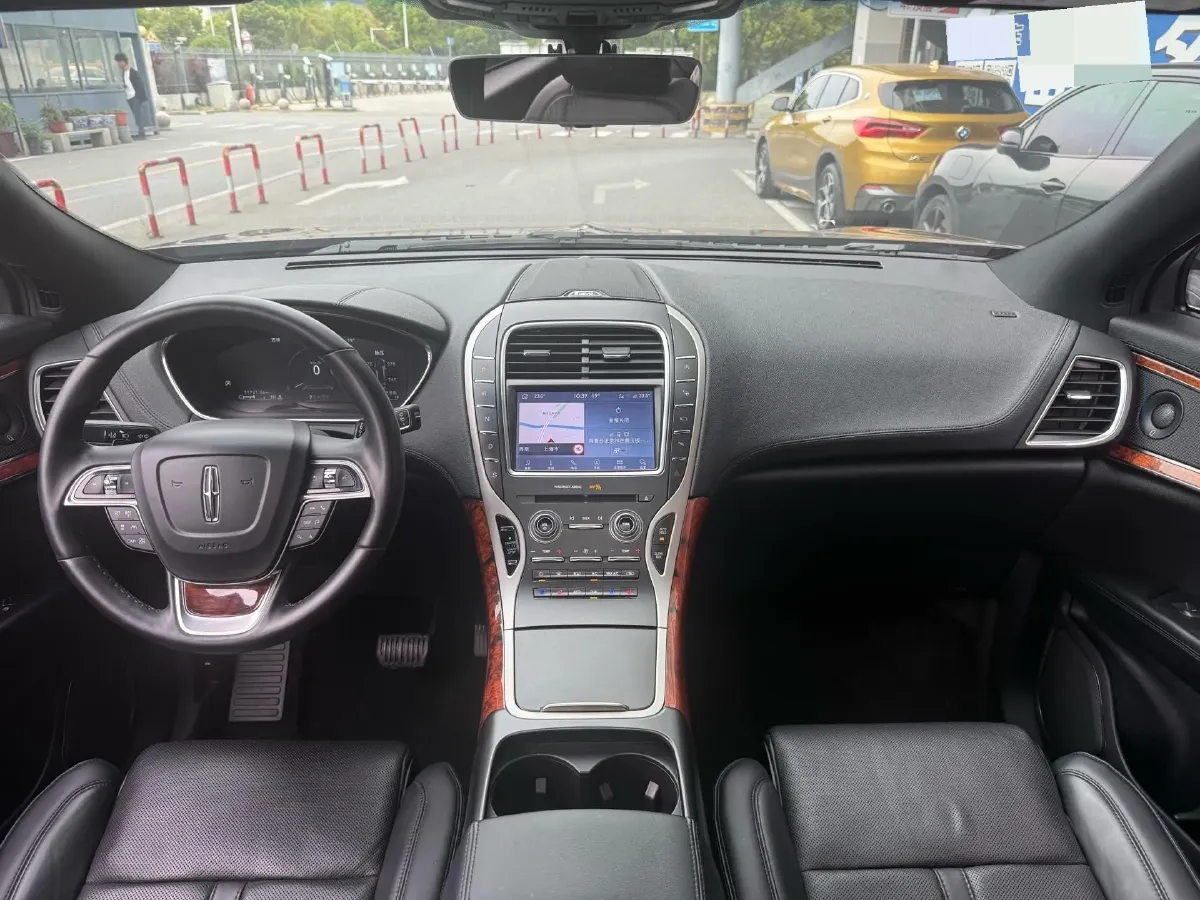 2019 Lincoln Nautilus 2.7T 329HP V6 8AT,autocango,china used car exporter,china ev exporter,chinese used car exporter,chinese used ev exporter