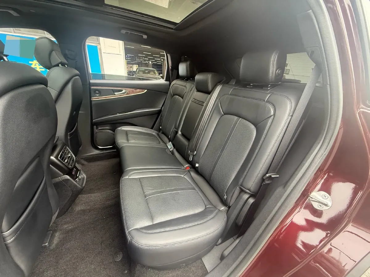 2019 Lincoln Nautilus 2.7T 329HP V6 8AT,autocango,china used car exporter,china ev exporter,chinese used car exporter,chinese used ev exporter