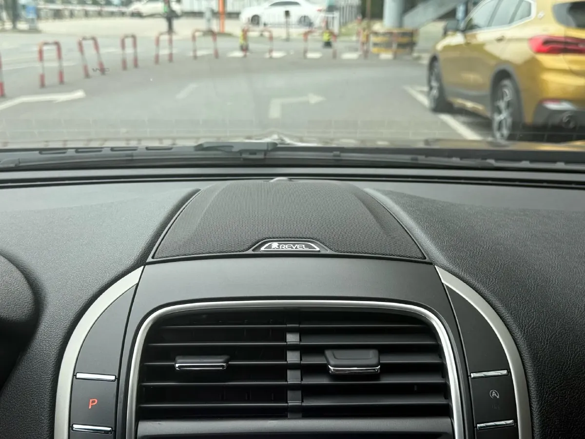 2019 Lincoln Nautilus 2.7T 329HP V6 8AT,autocango,china used car exporter,china ev exporter,chinese used car exporter,chinese used ev exporter