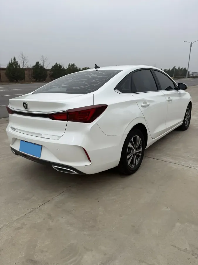 2020 ChangAn Eado 1.6L 128HP L4 5MT,autocango,china used car exporter,china ev exporter,chinese used car exporter,chinese used ev exporter