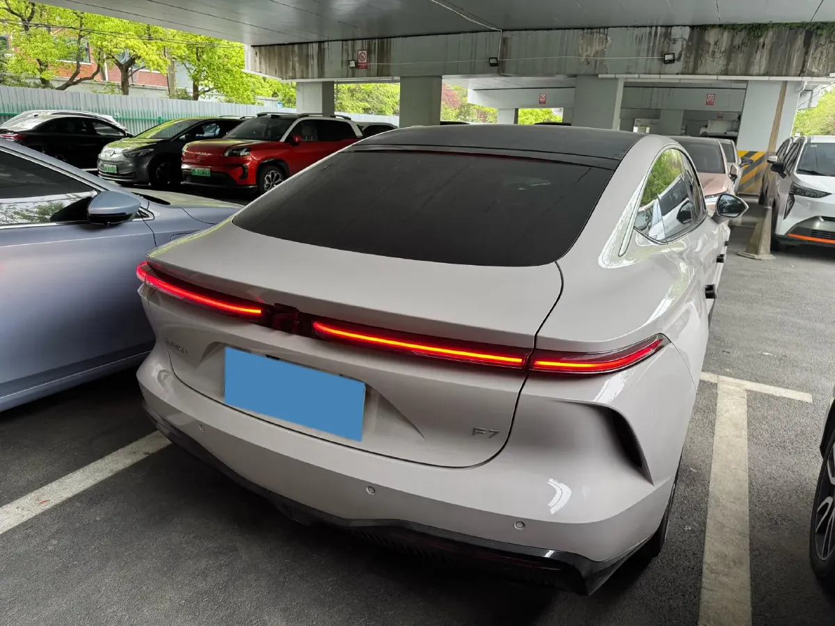 2023 Roewe F7 BEV 77KWH,autocango,china used car exporter,china ev exporter,chinese used car exporter,chinese used ev exporter
