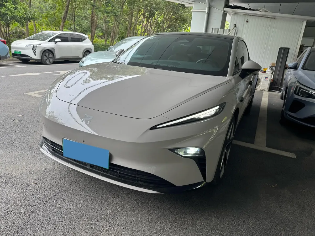 2023 Roewe F7 BEV 77KWH,autocango,china used car exporter,china ev exporter,chinese used car exporter,chinese used ev exporter